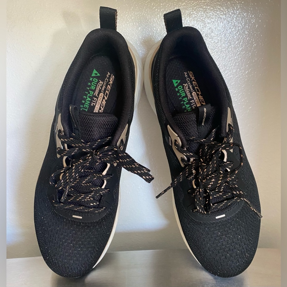 SKECHERS.. EDGERIDGE WOMENS EDGERIDGE BLACK AND GOLD SNEAKERS - Picture 16 of 16